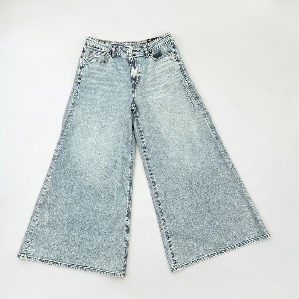 NWT American Eagle Super Ultra Wide Leg Jeans Light Baggy Size 12 Womens Grunge
